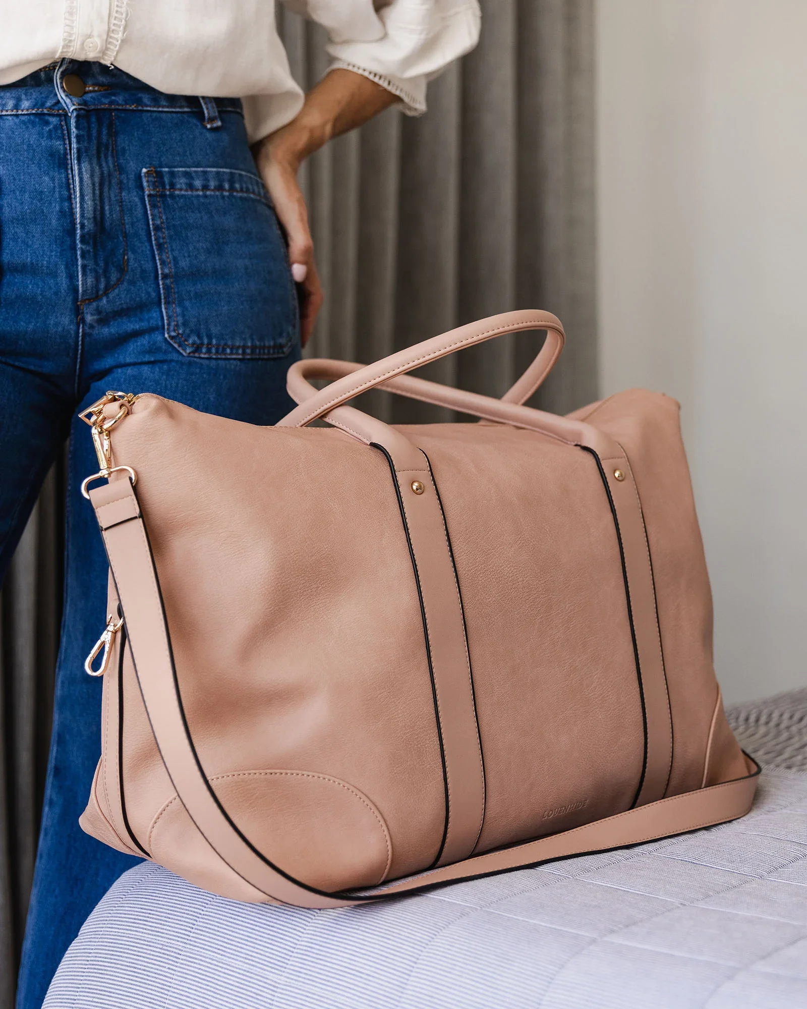 Alexis Ezra Weekender Travel Bag - Blush - Image 3