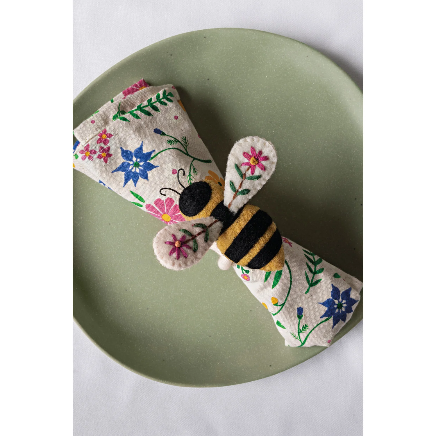 Bee Garden Felt Napkin Ring - Image 2