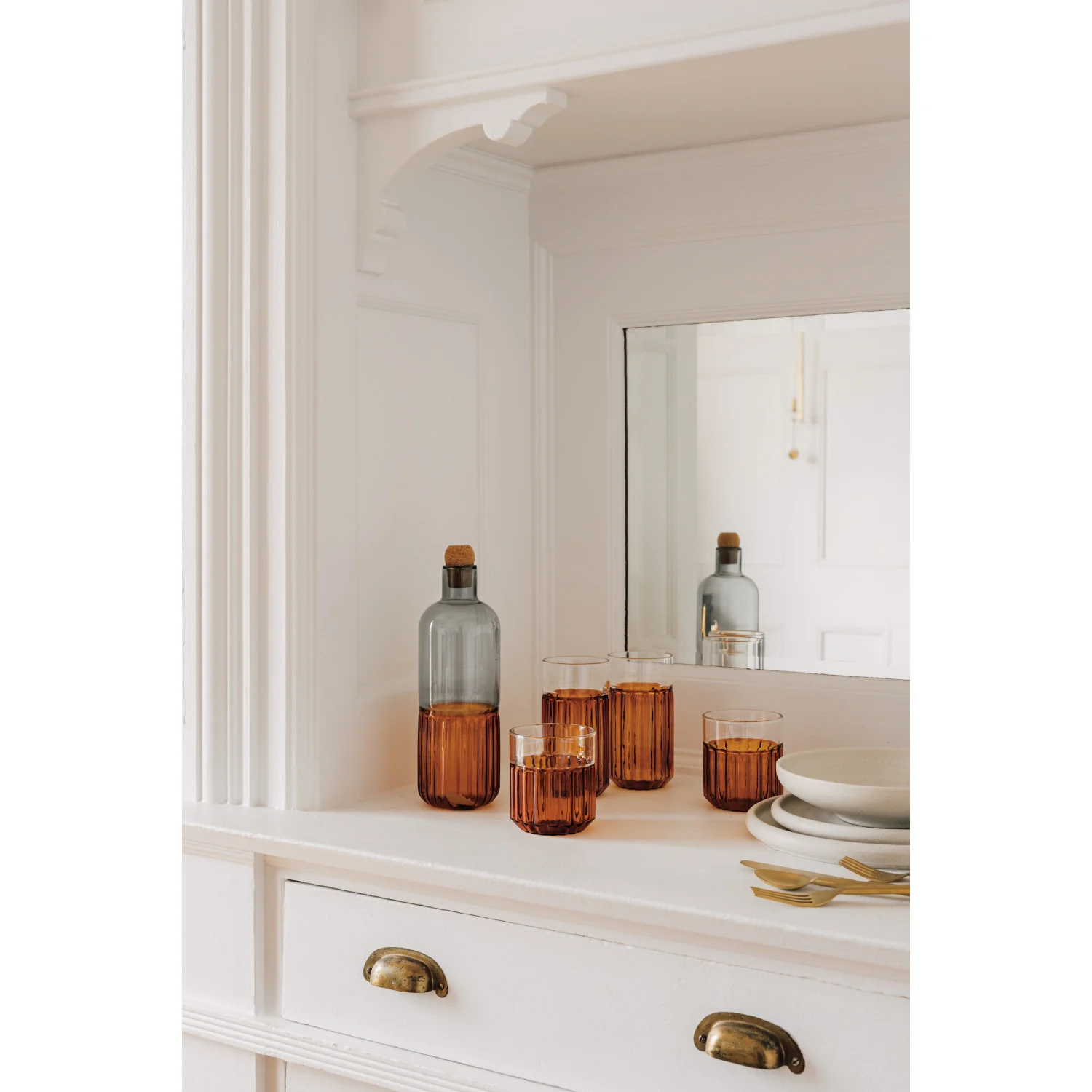 Channel 32oz Carafe - Smoke/Amber - Image 3