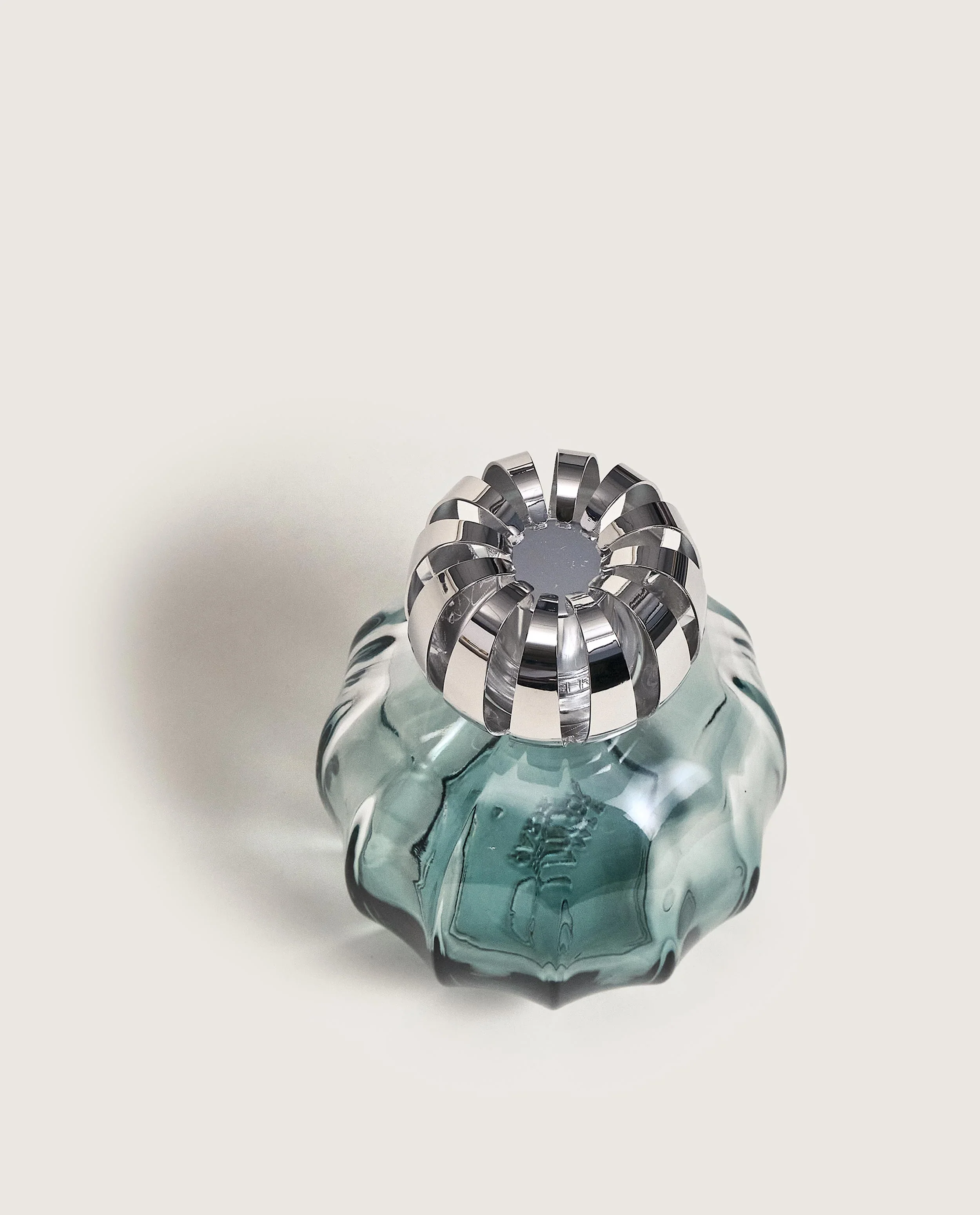 Corali Peacock Green Fragrance Lamp Gift Set - Image 5