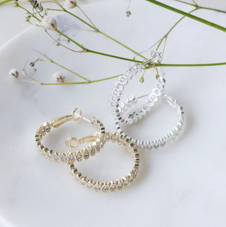 Front & Centre Hoops - Silver/Clear - Image 2