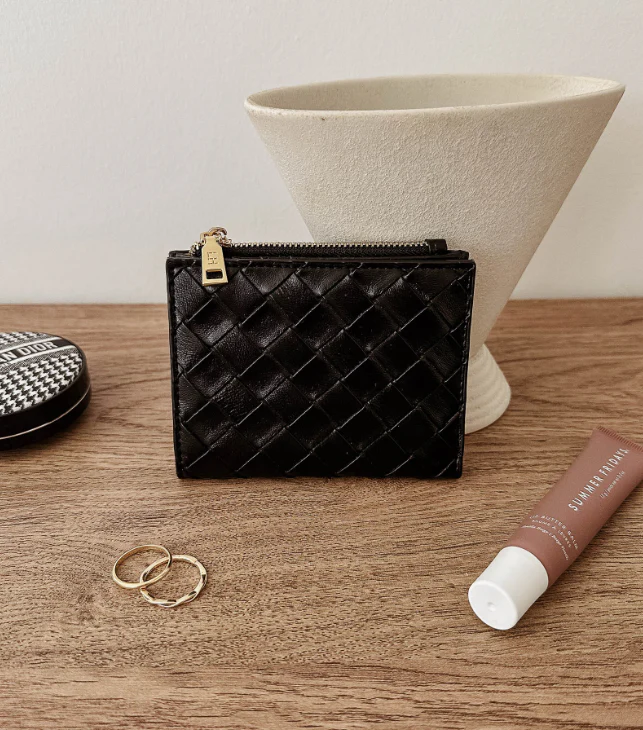 Lily Woven Wallet - Black - Image 3
