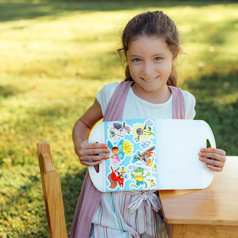 Magical Creatures Shiny Sticker Book - Image 3