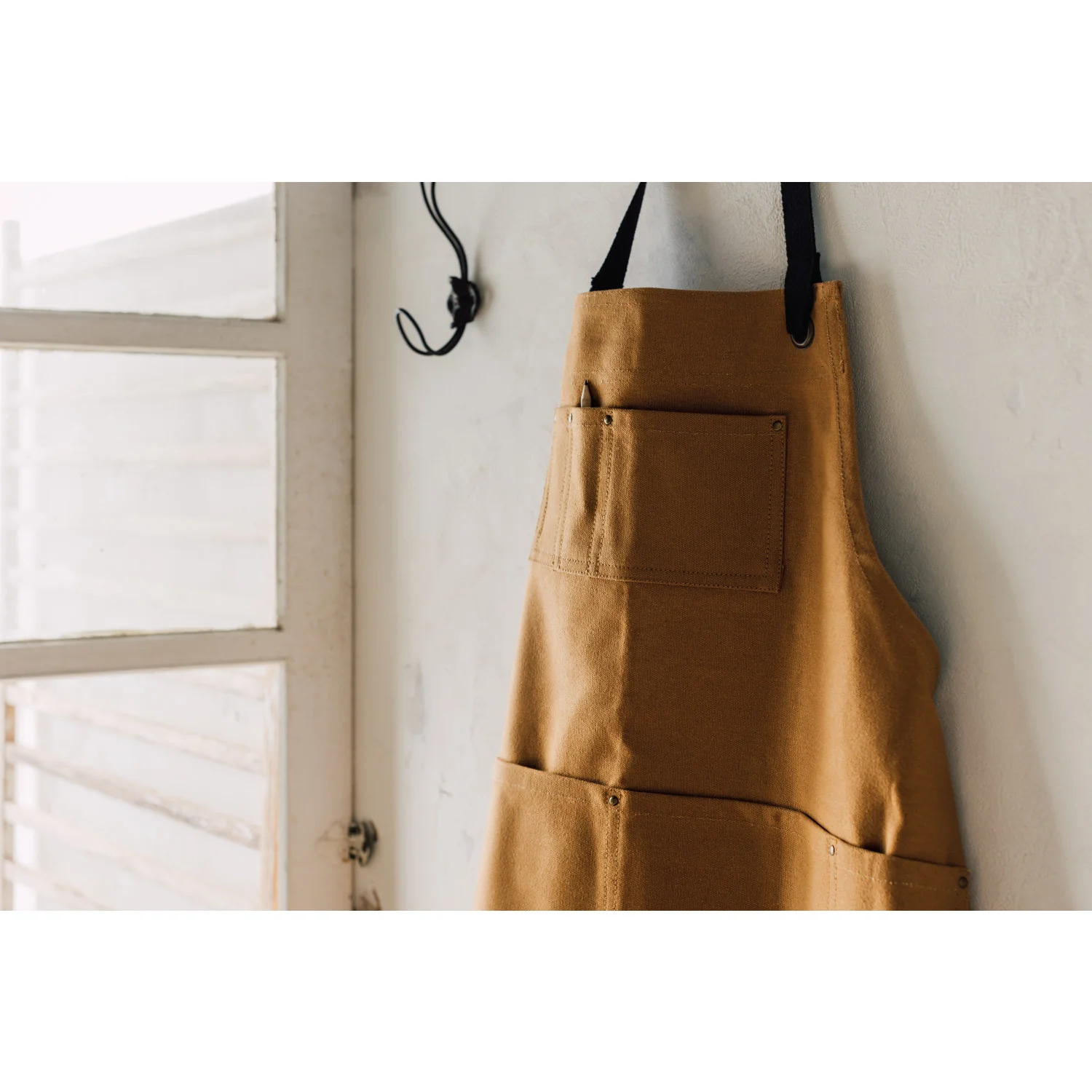 Mason Brown Apron - Image 2