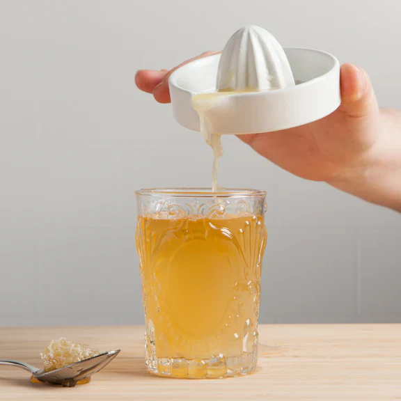 Matte White Juicer - Image 2