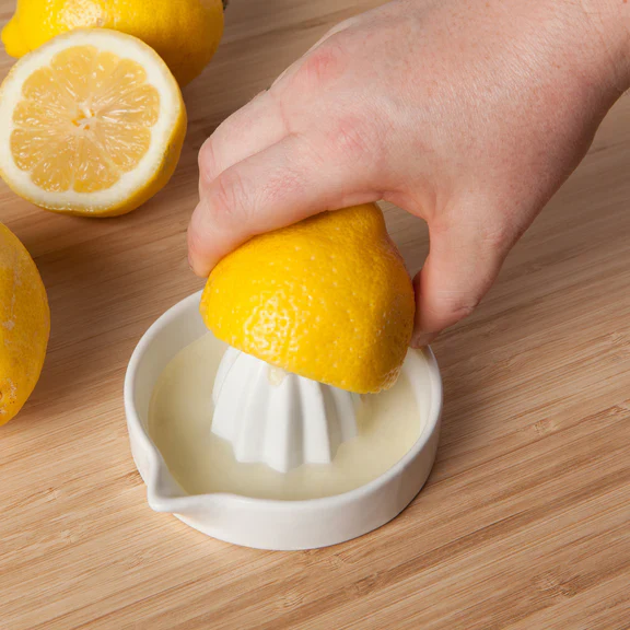 Matte White Juicer - Image 3