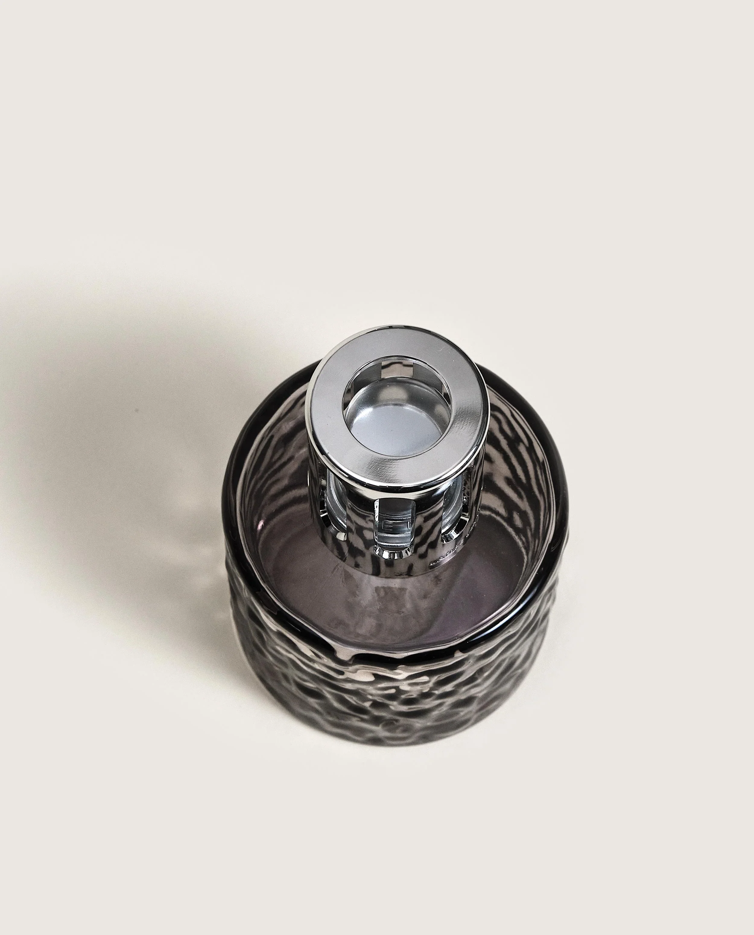 Mirage Black Fragrance Lamp Gift Set with Wilderness - Image 2