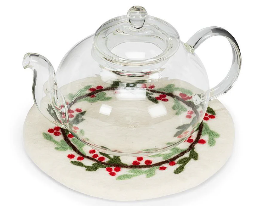 Mistletoe & Berries Trivet - Image 2