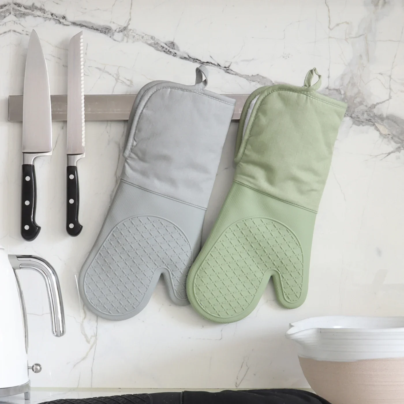 Pro Silicone Magnetic Terry Lined Silicone Oven Mitt - Set Of 2 - Image 3