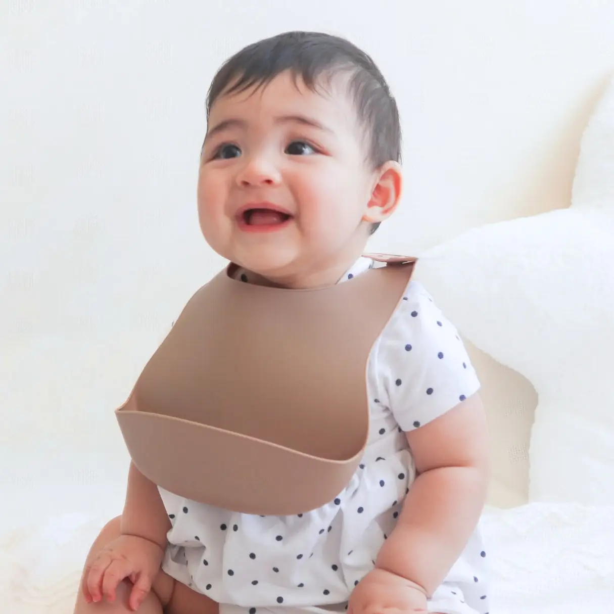 Silicone Bib - Caramel - Image 2