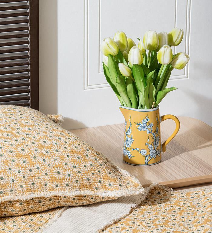 Square Daisy Pillow - Image 3