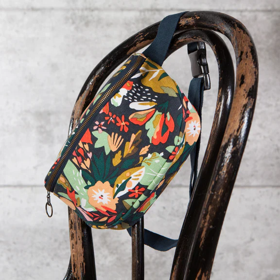 Superbloom Hip Bag - Image 2