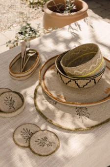Apex Seagrass Round Tray - Image 4
