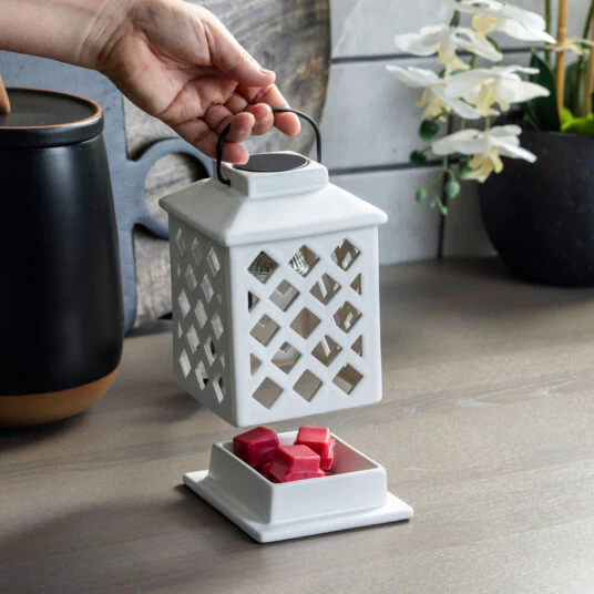 Trellis Lantern - Illumination Fragrance Warmer - Image 4