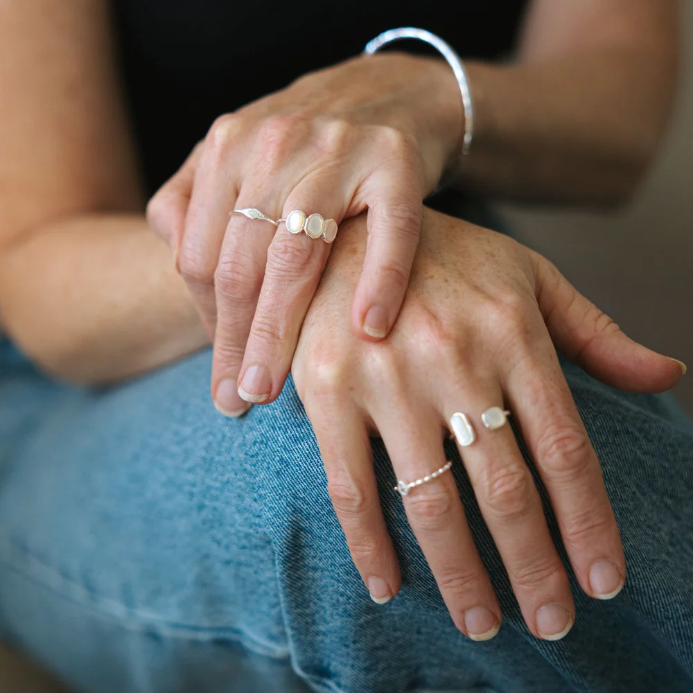 Tri Essence Ring - Silver/Mother Of Pearl - Image 2